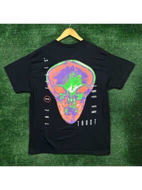 The X Files Trust No One Alien T-Shirt Size Large